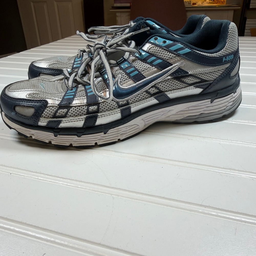 Nike P-6000 Mens 9.5 Armory Navy Metallic Silver‎ CD6404-402 Y2K Running Shoes